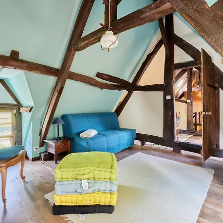 Σπίτι διακοπών Au Cedre Bleu - Longere Avec Grand Jardin